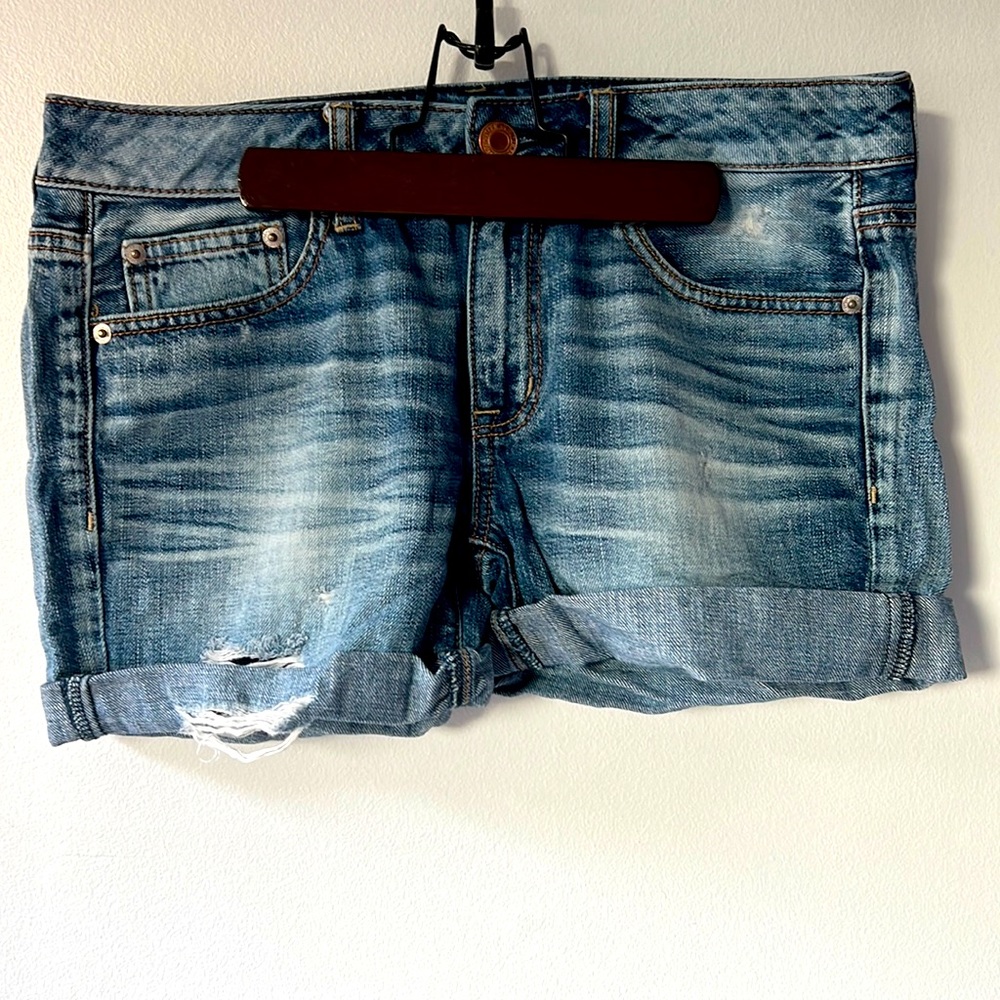American Eagle Tomgirl Shorts